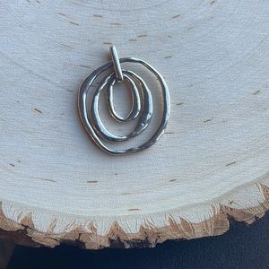Sterling silver 925 China  SU pendant circles